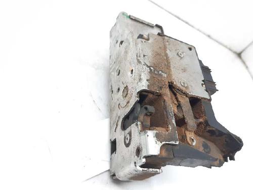Used Front right lock FORD TOURNEO CONNECT 1.8 TDCi /TDDi /DI (75 hp) 5663816