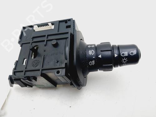 Used Headlight switch RENAULT SCÉNIC II (JM0/1_) [2003-2010]  29904046