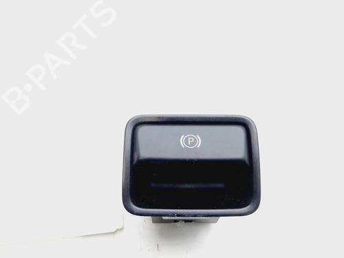 Used Hand brake MERCEDES-BENZ CLA Coupe (C117) CLA 200 CDI / d (117.308) (136 hp) 26947847