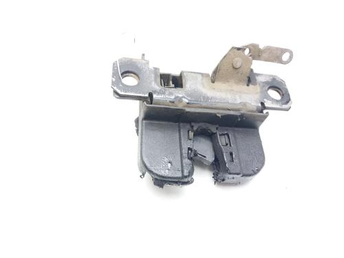 Used Tailgate lock VW CADDY III Box Body/MPV (2KA, 2KH, 2CA, 2CH) 2.0 SDI (70 hp) 12417991