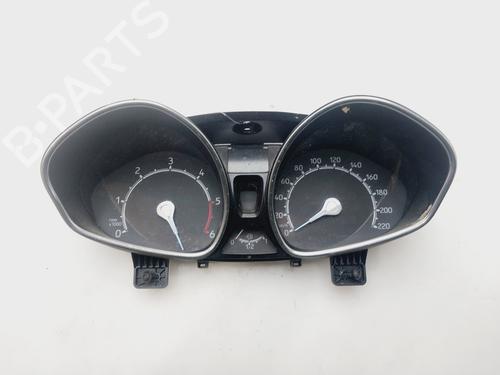 Used Instrument cluster FORD ECOSPORT 1.5 EcoBlue TDCi (95 hp) 31139735