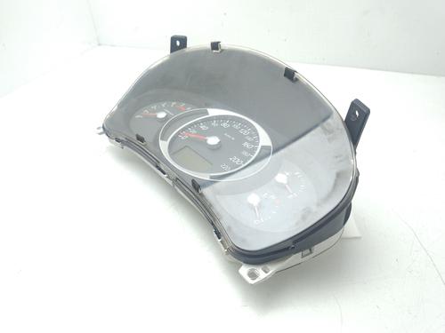 Used Instrument cluster HYUNDAI TUCSON (JM) 2.0 CRDi (113 hp) 28438793