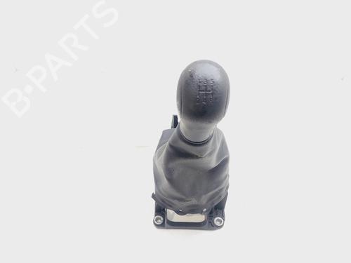 Used Gear lever NISSAN NOTE (E12) 1.2 (80 hp) 27670795