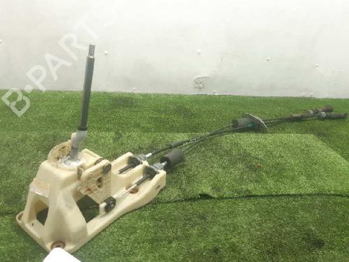 Used Gear lever HYUNDAI ix35 (LM, EL, ELH) [2009-2016]  7422198