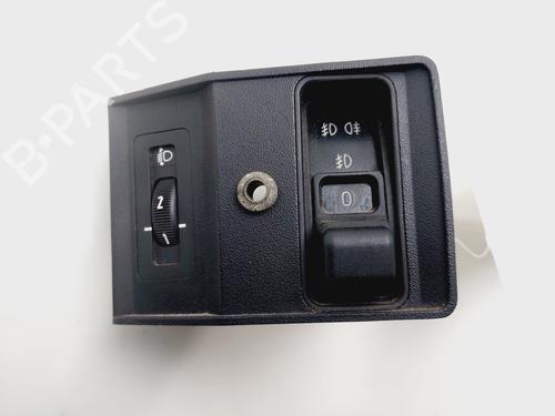 Used Headlight switch BMW 5 (E34) 525 i 24V (192 hp) 31116238
