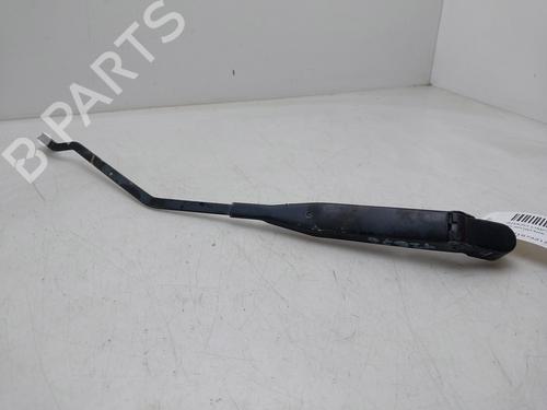Used Rear windshield wiper arm Rear windshield wiper arm 38265787 38265787