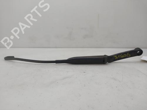 Used Front windshield wiper arm Front windshield wiper arm 38156718 38156718