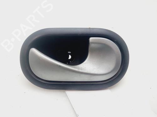 Used Rear right interior door handle RENAULT MEGANE II Estate Van (KM_) 1.5 dCi (KM1E) (106 hp) 30204335