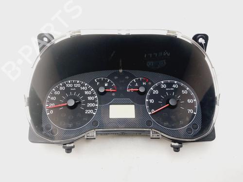 Instrumentenkombination für FIAT GRANDE PUNTO (199_) 1.4 (199AXB11, 199AXB1A, 199BXB1A, 199AXL1A) (77 hp) 31160977