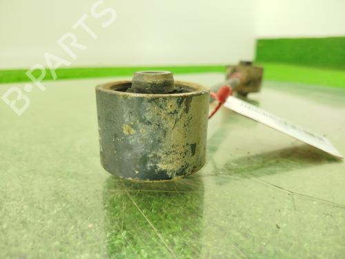 Højre bagtil bærearm KIA SORENTO I (JC)  | BP28669932M15 