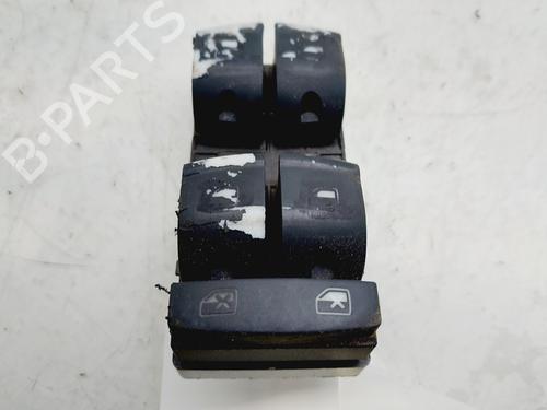 Used Left front window switch AUDI A3 Sportback (8PA) [2004-2015]  24426652