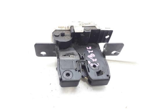 tailgate-lock-renault-megane-ii-bm01_-cm01_-16-16v-8200947699-2001-2002-2003-2004-2005-2006-2007-2008-2009-2010-2011-2012-9953439 main image