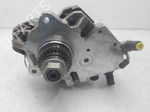 Used Injection pump Injection pump MERCEDES-BENZ B-CLASS Sports Tourer (W245) [2005-2011] 40186126 40186126