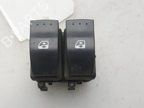 left-front-window-switch-renault-scenic-ii-jm01_-2003-2004-2005-2006-2007-2008-2009-2010-38056323 main image