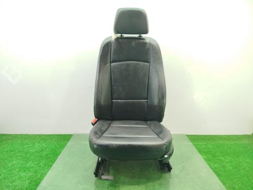 Used Left front seat BMW 1 Convertible (E88) 118 d (143 hp) 31589082