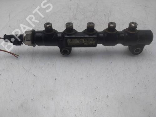 Used Injection rail Injection rail PEUGEOT 207 (WA_, WC_) 1.6 HDi (109 hp) 39595823 39595823