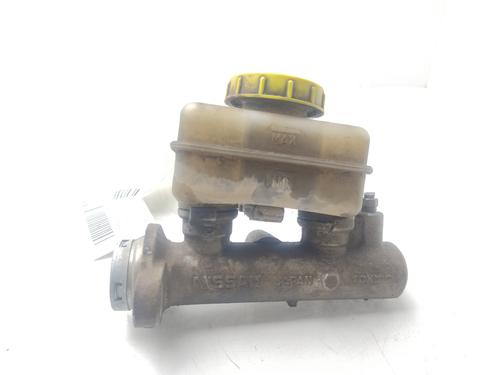 Used Brake master cylinder NISSAN NAVARA (D22) [1997-2025]  29392480
