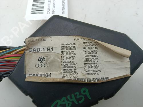 Fuse box SEAT LEON (1M1)  | BP29268283E1 
