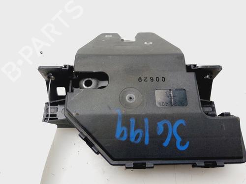 Used Tailgate lock BMW 3 (E46) 320 d (136 hp) 21273306