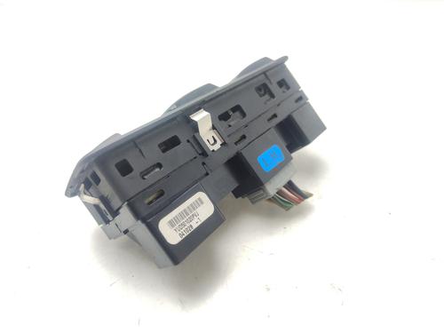 Left front window switch LAND ROVER DISCOVERY III (L319) | BP30530361I27