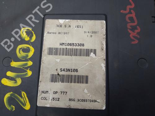Fuse box SEAT LEON (1P1) 1.9 TDI | BP15797458E1 