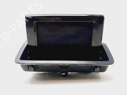 Display monitor AUDI Q3 (8UB, 8UG)  8U0857273A |