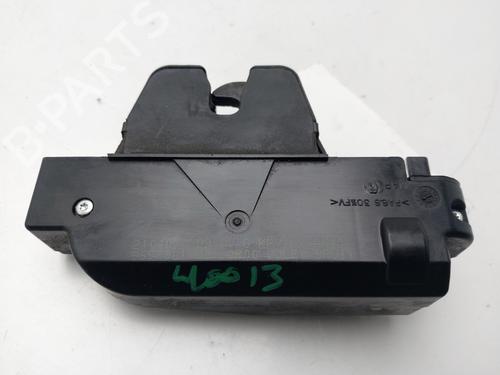 Tailgate lock CITROËN C4 I (LC_) | BP32226843C101