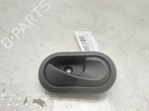 Used Front right interior door handle Front right interior door handle 39526646 39526646