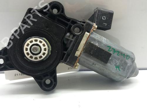 Used Left rear window motor MERCEDES-BENZ S-CLASS (W220) S 320 CDI (220.026, 220.126) (197 hp) 11335414