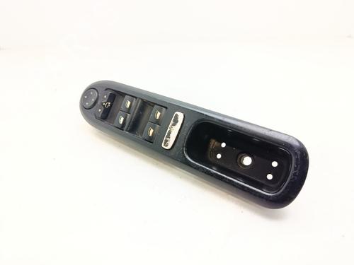 Used Left front window switch Left front window switch PEUGEOT 407 (6D_) [2004-2011] 33928963 33928963