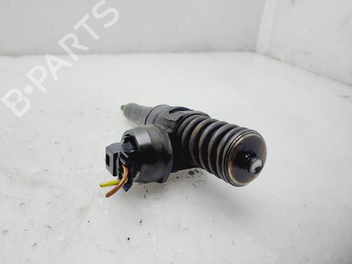 Injector VW GOLF V (1K1)  | BP26017637M100 