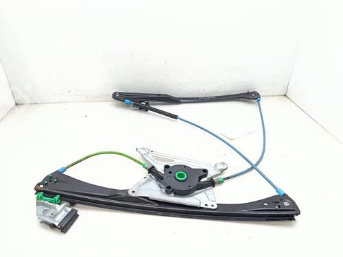 Rudehejsemekanisme ventre foran Rudehejsemekanisme ventre foran AUDI A4 B5 (8D2) 1.9 TDI (110 hp) 39751471 39751471