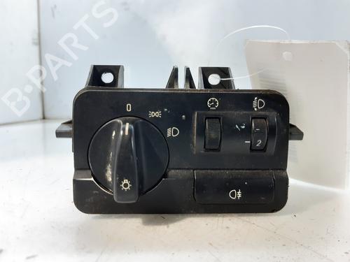 Used Headlight switch BMW 3 (E46) 320 d (136 hp) 8812692