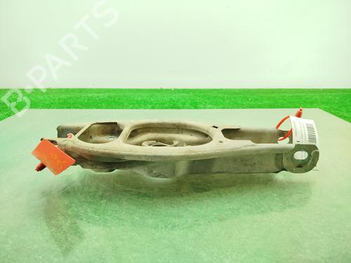 Højre bagtil bærearm BMW X1 (E84) sDrive 18 d (143 hp) 29813754