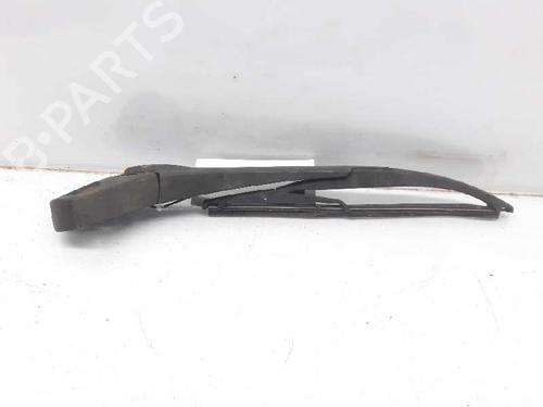 Used Rear windshield wiper arm RENAULT MEGANE II Estate (KM0/1_) 1.9 dCi (KMRG, KM1G, KM0G, KM2C) (120 hp) 6137692