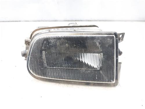 Used Left front fog light Left front fog light BMW 5 Touring (E39) 540 i (286 hp) 8513223 8513223