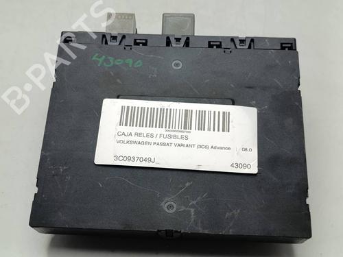 fuse-box-vw-passat-b6-variant-3c5-2005-2006-2007-2008-2009-2010-2011-39988554 main image
