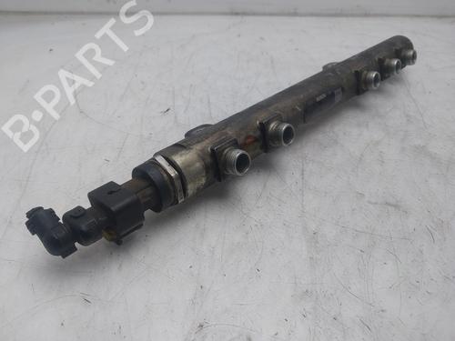 Used Injection rail Injection rail 36806874 36806874