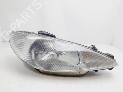 Used Right headlight PEUGEOT 206 Hatchback (2A/C) 1.4 LPG (75 hp) 27921989