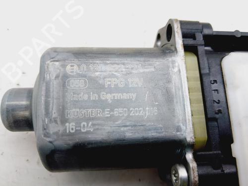 Vindusheismotor høyre bak SEAT LEON ST (5F8) | BP30927253E22