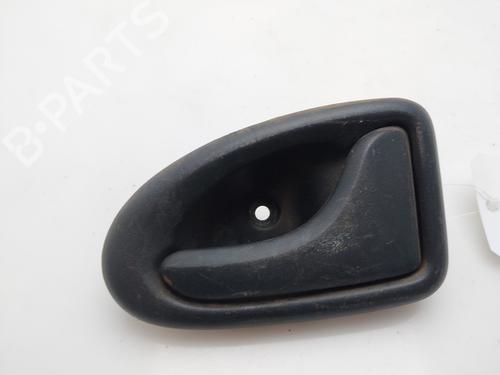 Used Rear right interior door handle RENAULT MEGANE I (BA0/1_) 1.9 D Eco (BA0A, BA0U, BA0R) (64 hp) 17063442