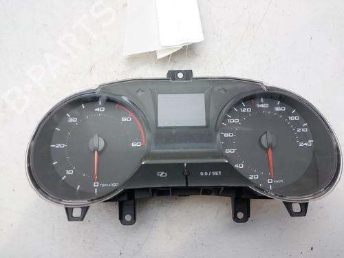 Used Instrument cluster SEAT IBIZA IV (6J5, 6P1) [2008-2017]  11803681