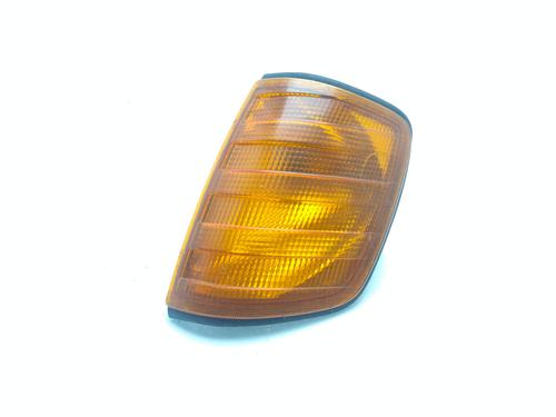 Used Left front indicator MERCEDES-BENZ 124 T-Model (S124) 250 T D (124.185) (94 hp) 26376162