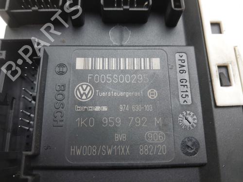 Right front window motor SEAT LEON (1P1) 1.9 TDI | BP27249296E20 