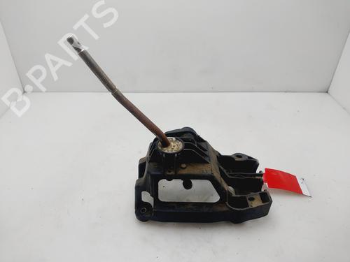 Used Gear lever TOYOTA COROLLA (_E12_) 1.4 D (NDE120_, NDE120R) (90 hp) 32192171