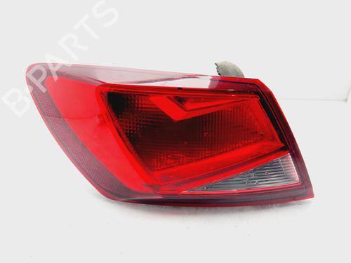 Used Left taillight SEAT LEON (5F1) [2012-2021]  32199310