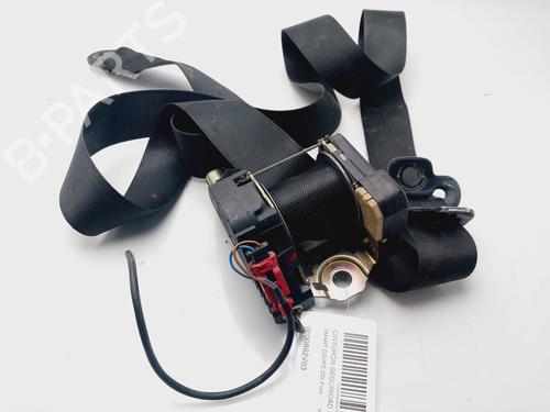 front-right-seatbelt-smart-city-coupe-450-1998-1999-2000-2001-2002-2003-2004-32700013 main image