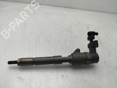 Used Injector Injector OPEL CORSA E (X15) 1.3 CDTI (08, 68) (95 hp) 32663341 32663341