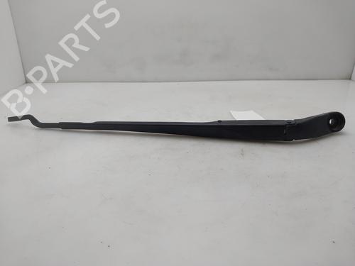 Used Front windshield wiper arm Front windshield wiper arm HYUNDAI i30 (PDE, PD, PDEN) 1.6 CRDi (110 hp) 34343645 34343645