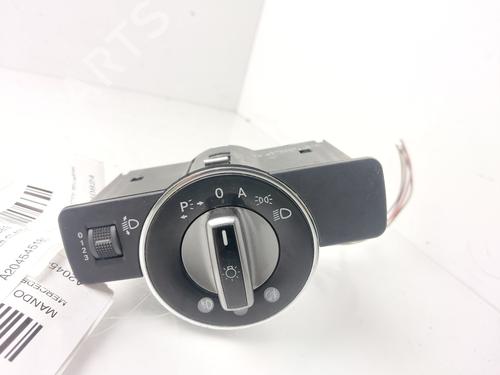 Used Headlight switch MERCEDES-BENZ C-CLASS (W204) C 200 CDI (204.007, 204.006) (136 hp) 32491354